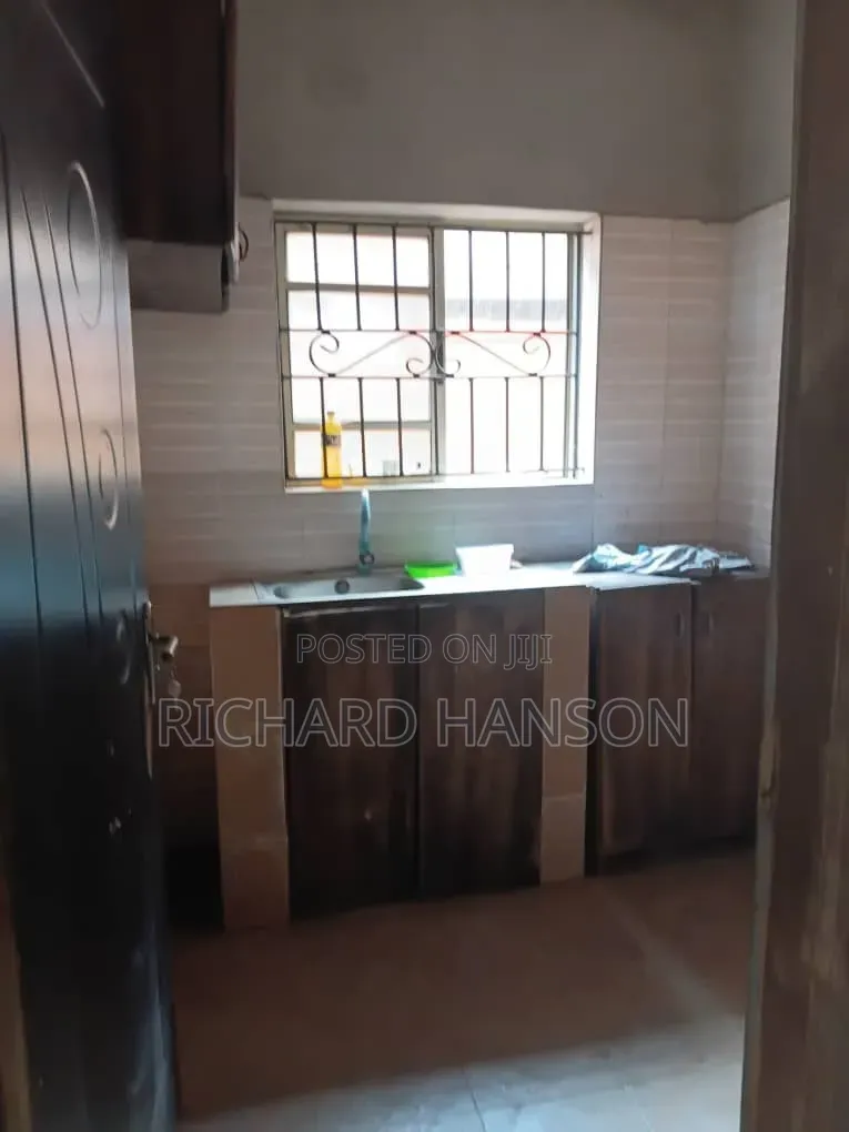 Mini Flat in Secured, Abijo for rent