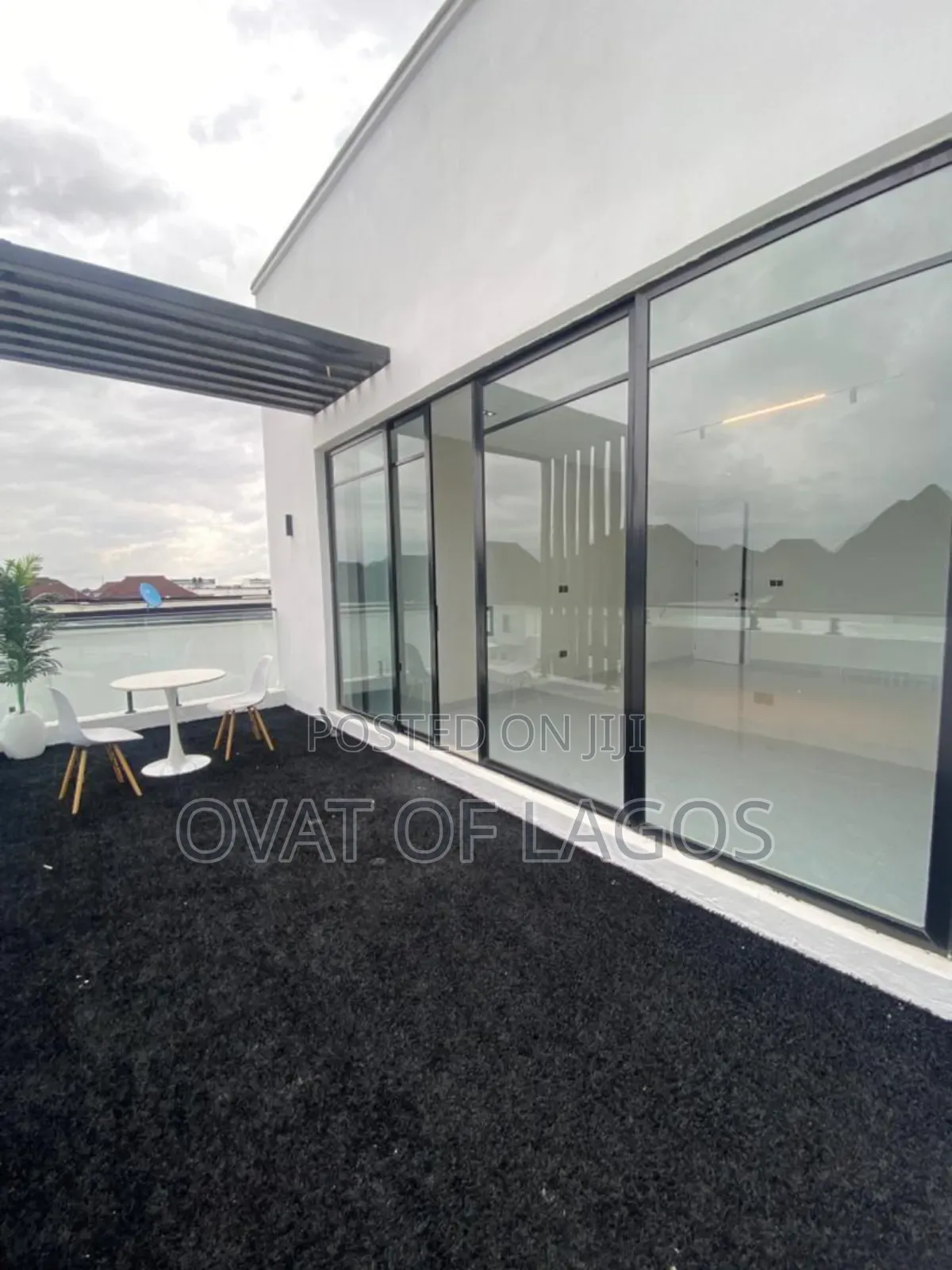 5bdrm Duplex in Orchid, Lekki for sale