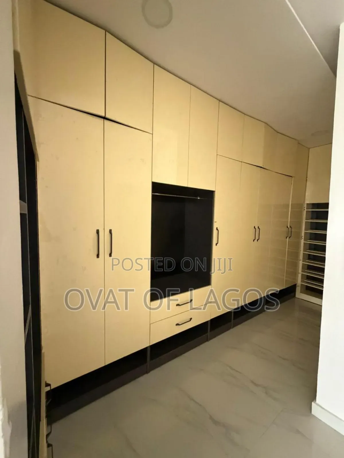 5bdrm Duplex in Orchid, Lekki for sale