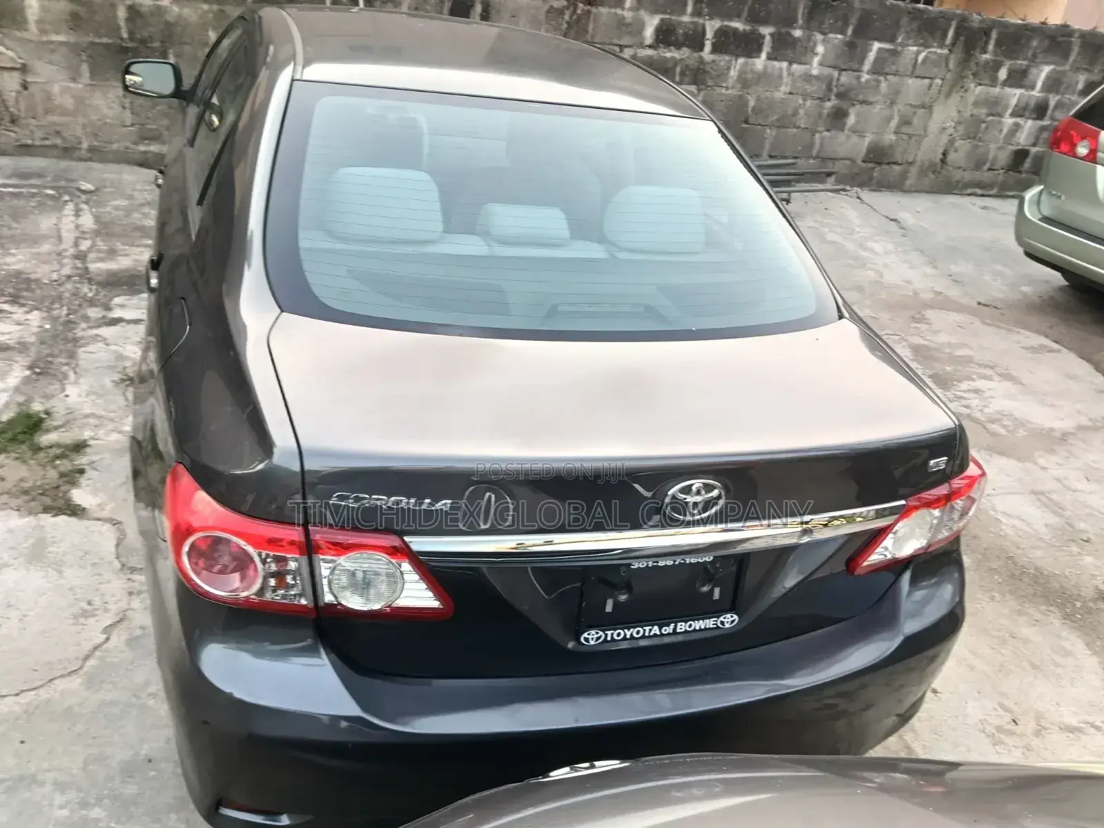 Toyota Corolla LE 4dr Sedan (1.8L 4cyl 4A) 2013 Gray
