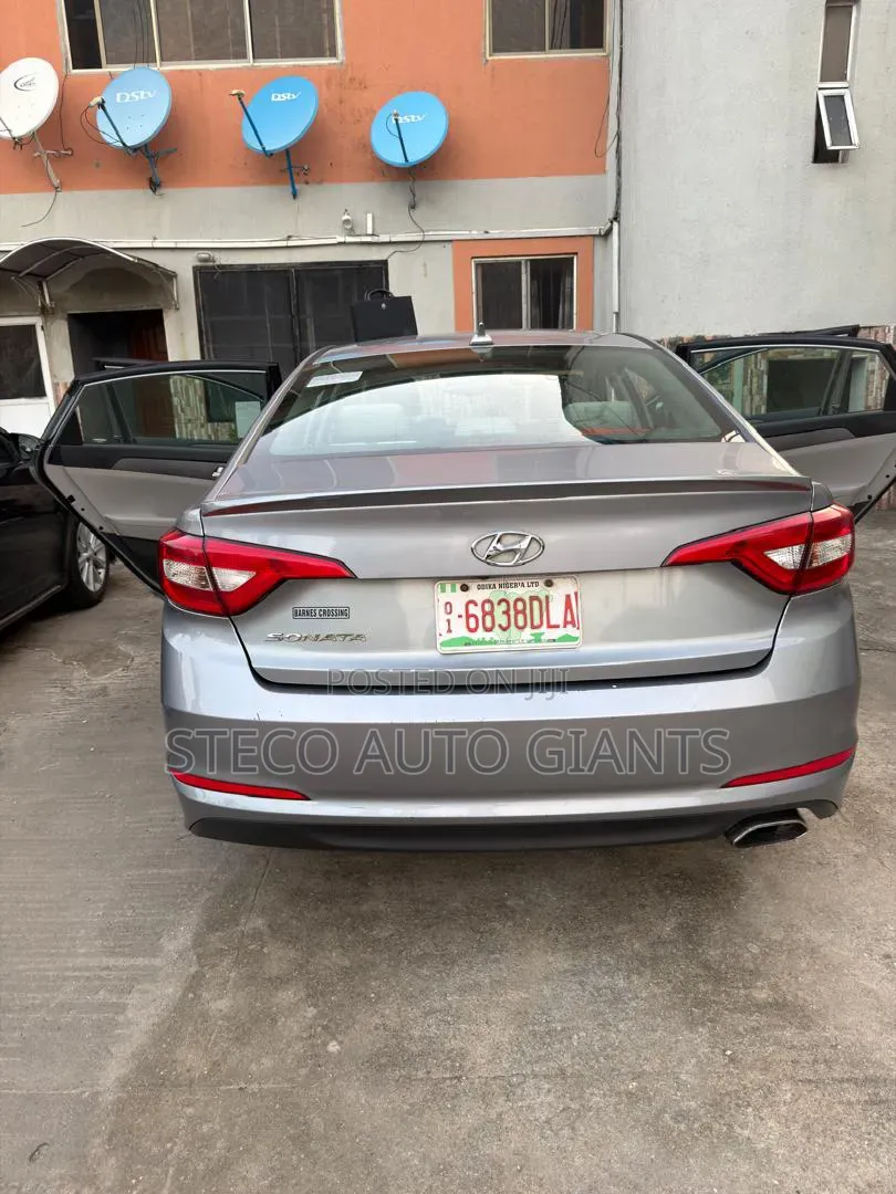 Hyundai Santa Fe 2016 Silver