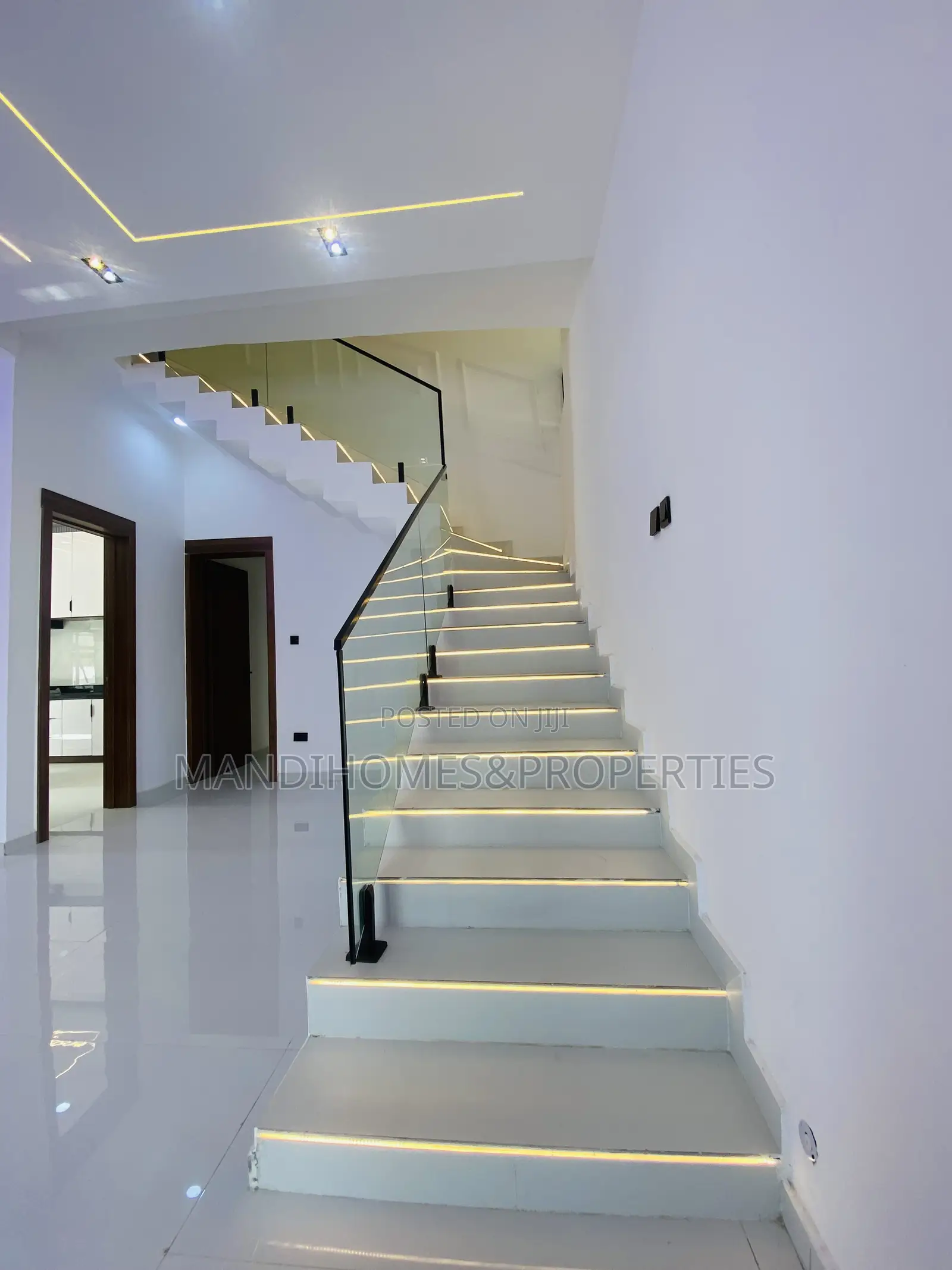 4bdrm Duplex in Sangotedo for sale