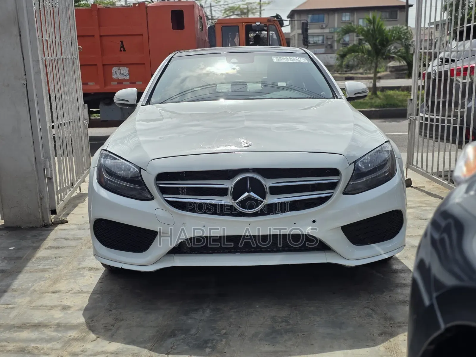 Mercedes-Benz C300 Base 4Matic Sedan AWD (2.0L 4cyl 7A) 2016 White