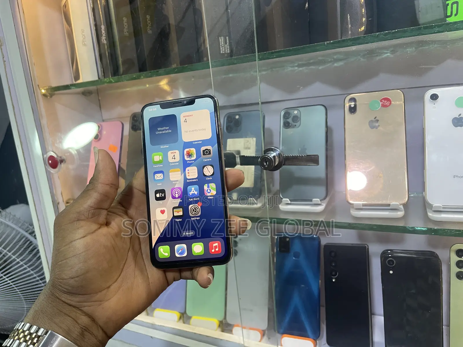 Apple iPhone XS Max 64 GB Silver