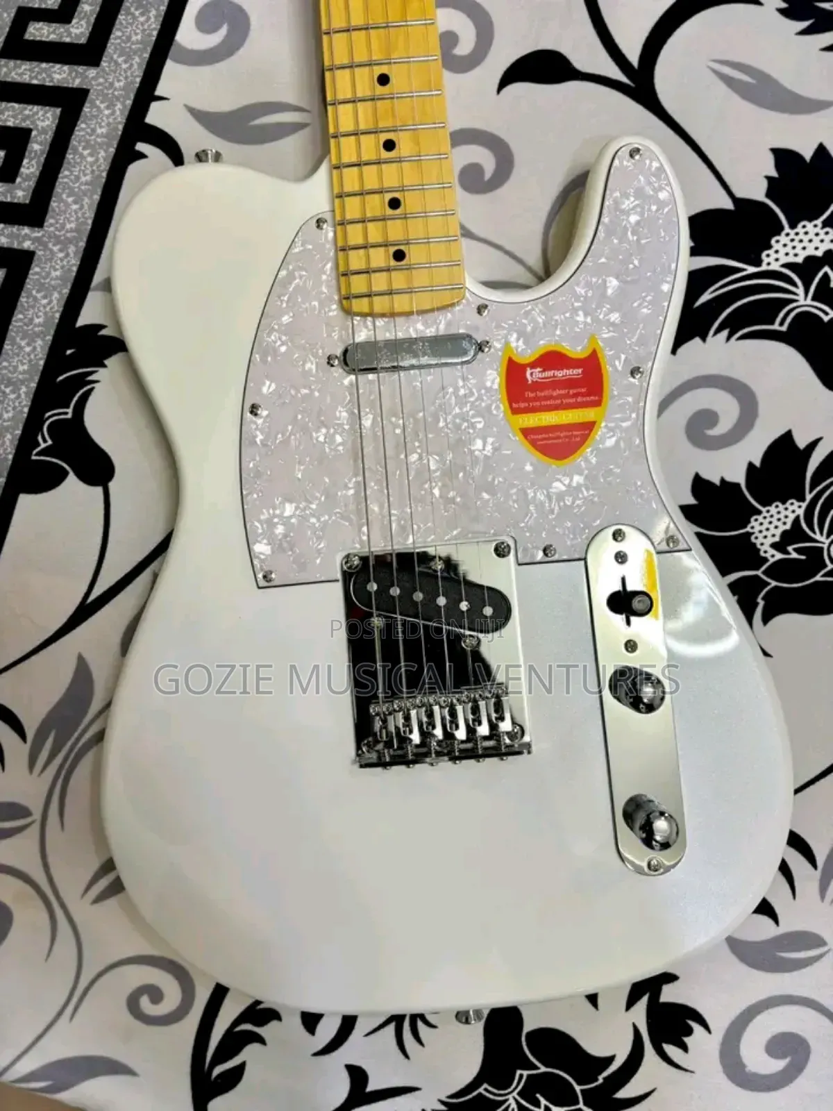 White Bullfighter Telecaster Electric Lead Guitar 6 Strings Bag Cable