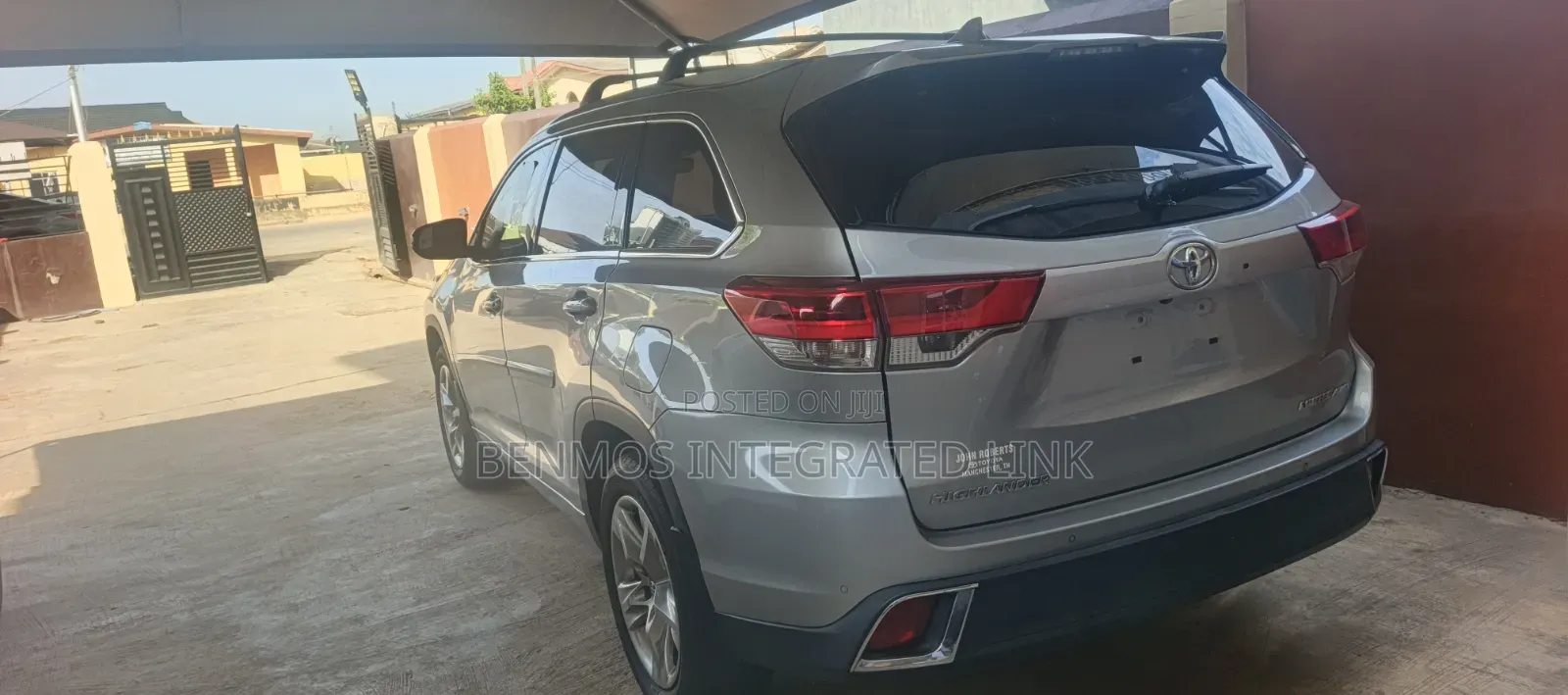 Toyota Highlander Limited 4x4 V6 (3.5L 6cyl 8A) 2018 Gray