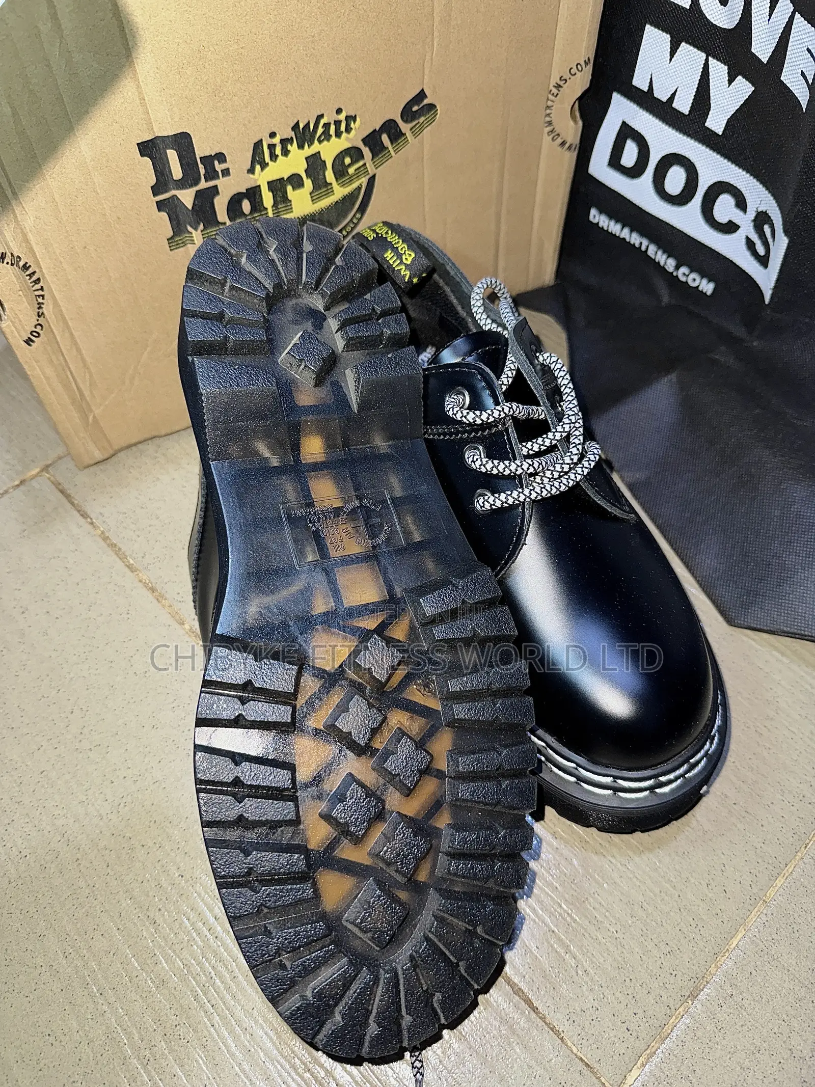 Dr Marten Black Shoe With Transparent Sole