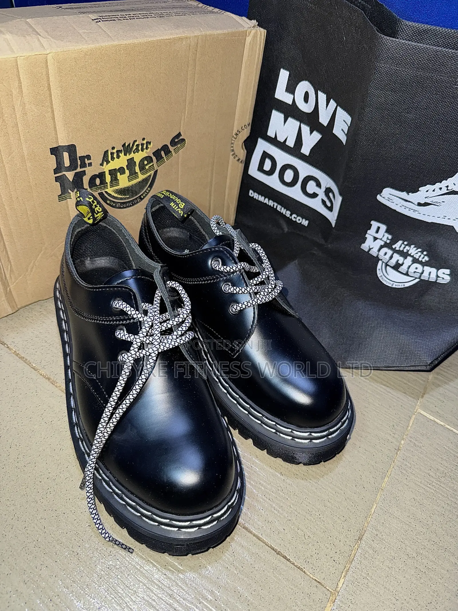 Dr Marten Black Shoe With Transparent Sole