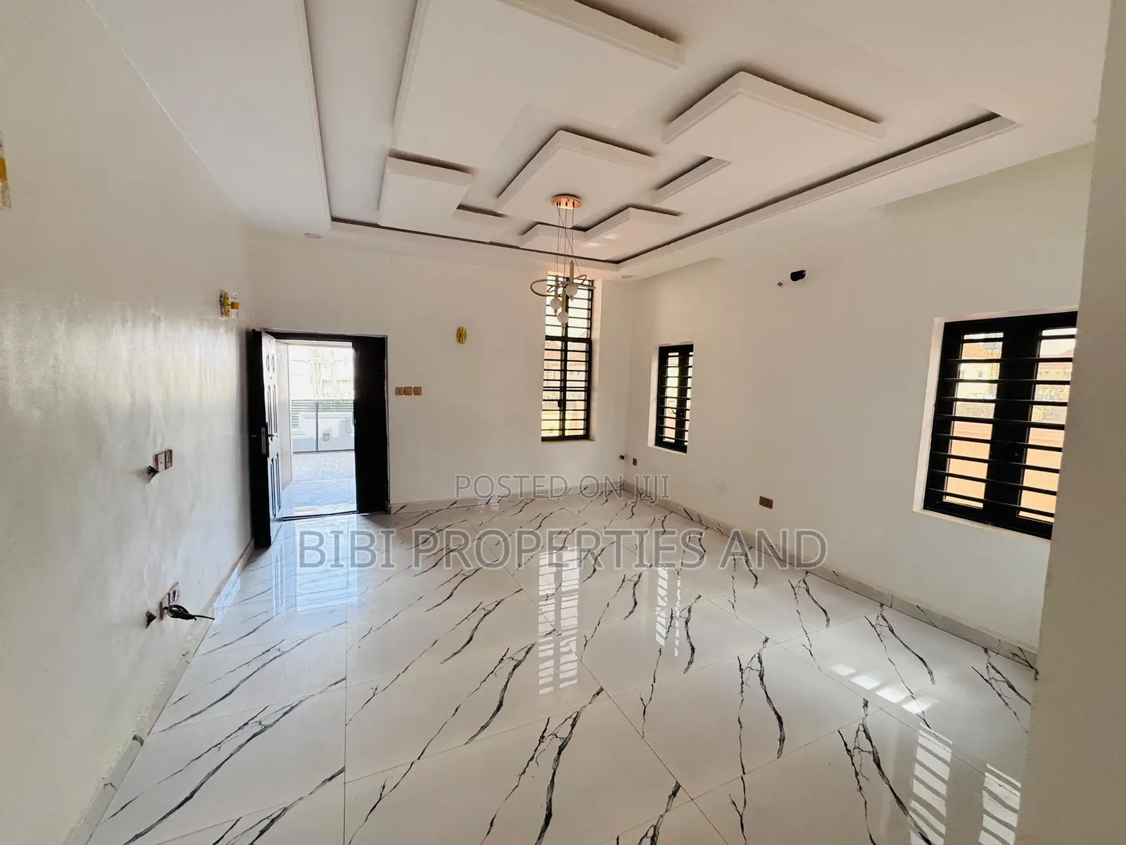 4bdrm Duplex in Lugbe District for sale