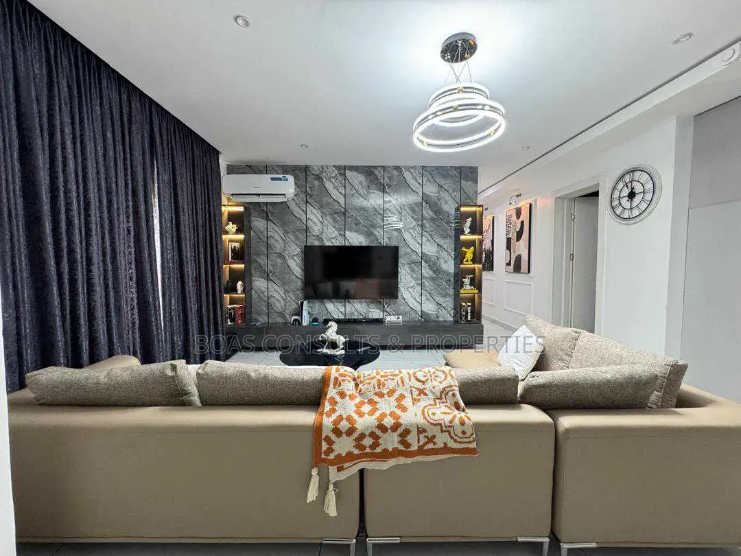 Furnished 3bdrm Apartment in Lekki Phase 1 for rent