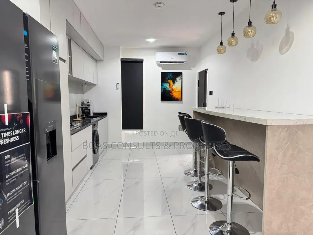 Furnished 3bdrm Apartment in Lekki Phase 1 for rent