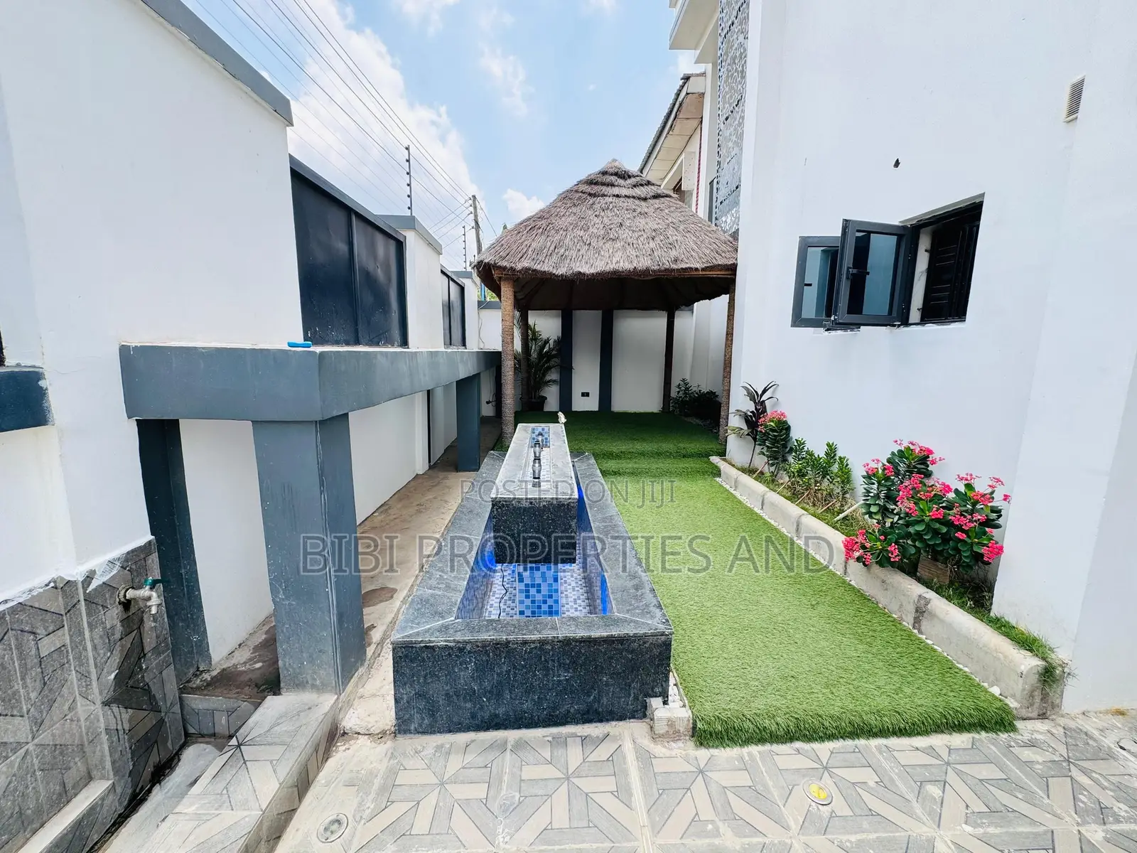 6bdrm Duplex in Gwarinpa for sale