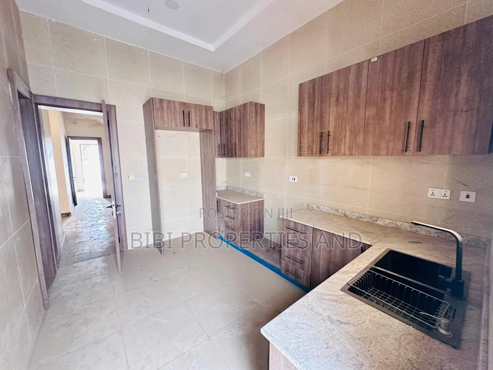4bdrm Townhouse/Terrace in Jabi for sale