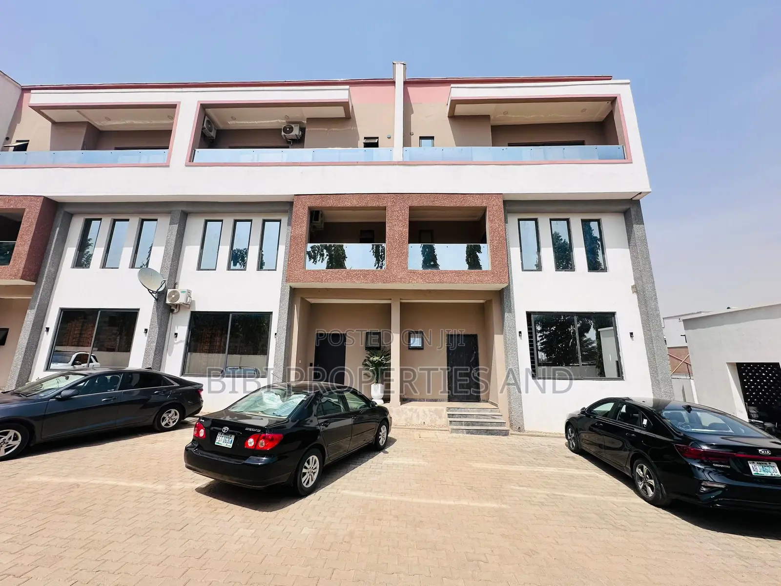 4bdrm Townhouse/Terrace in Jabi for sale