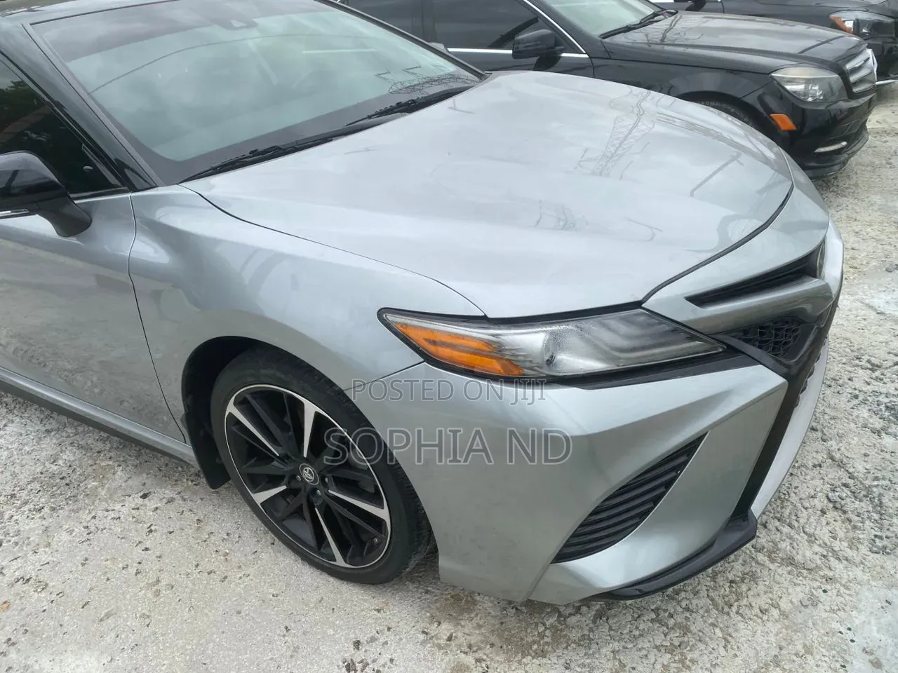 Toyota Camry 2018 Blue