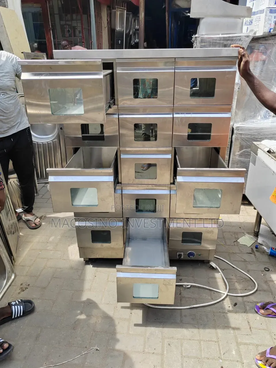 Commercial Baking Oven Designed With Multiple Stacked Decks