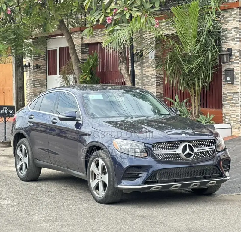 Mercedes-Benz GLC-Class 2017 Blue