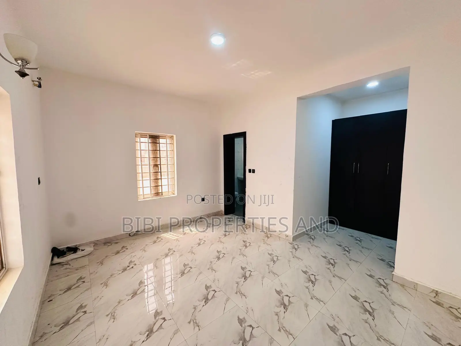2bdrm Block of Flats in Jahi for sale