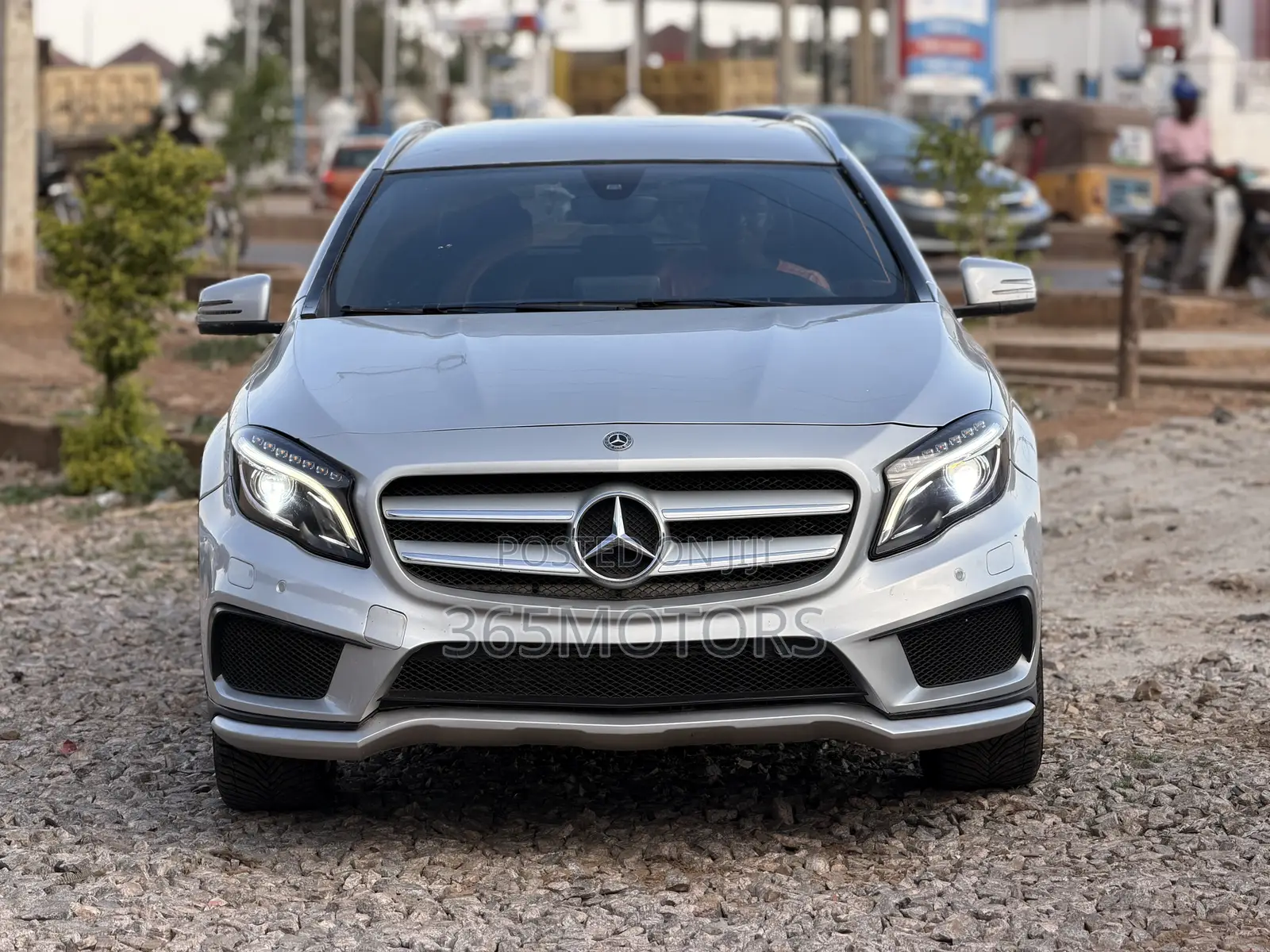 Mercedes-Benz GLA 250 2017 Silver
