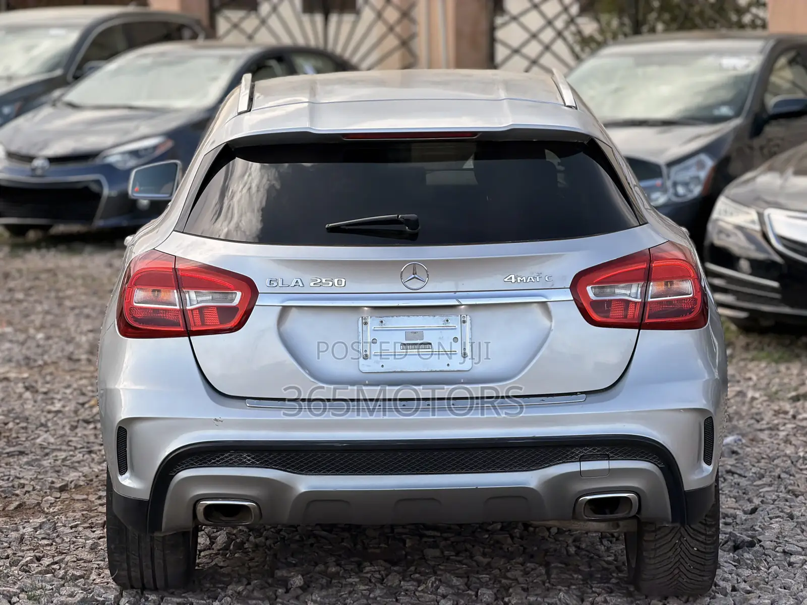 Mercedes-Benz GLA 250 2017 Silver