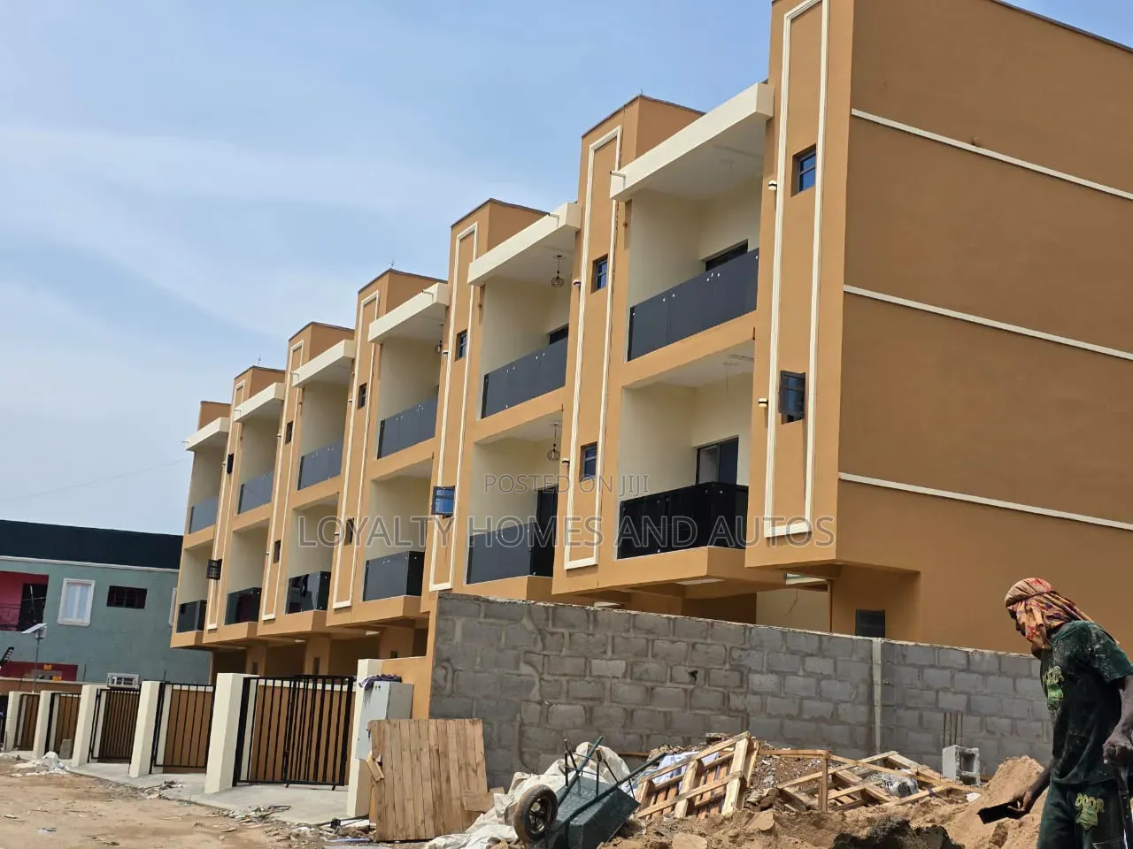 4bdrm Duplex in Ogba GRA for sale