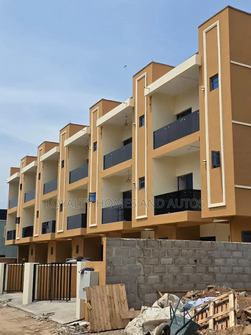 4bdrm Duplex in Ogba GRA for sale