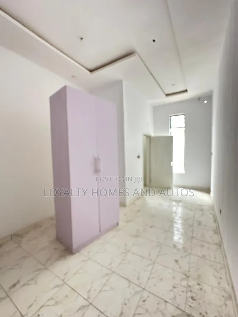 4bdrm Duplex in Ogba GRA for sale