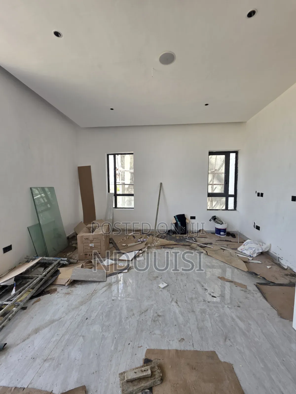 4bdrm Duplex in Gracefield Estate, Chevron for sale