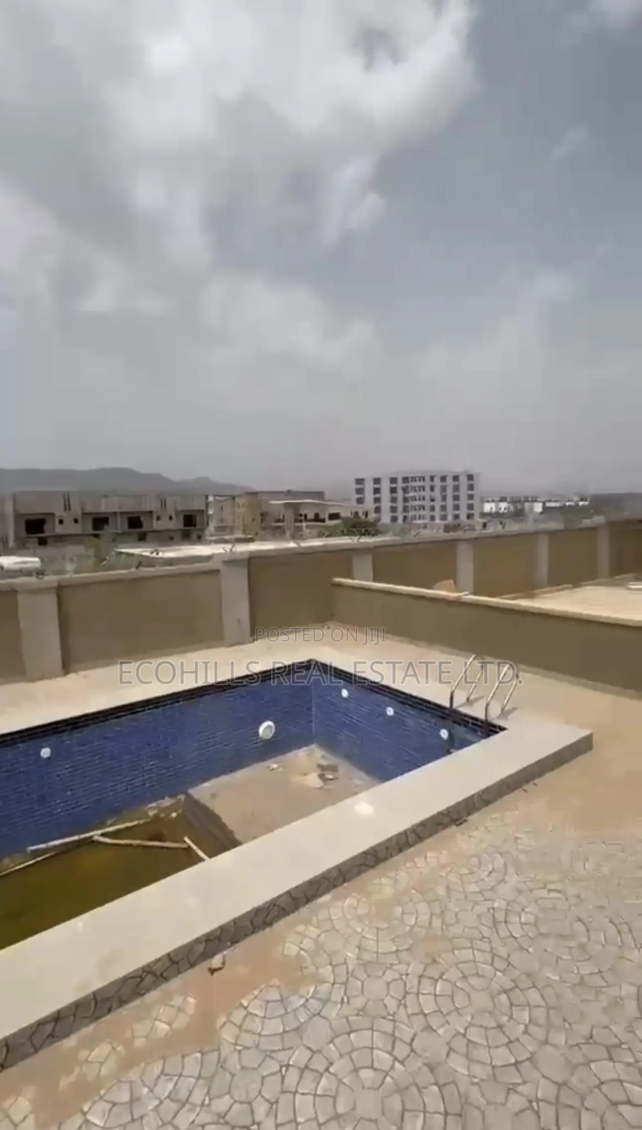 4bdrm Townhouse/Terrace in Jahi for sale