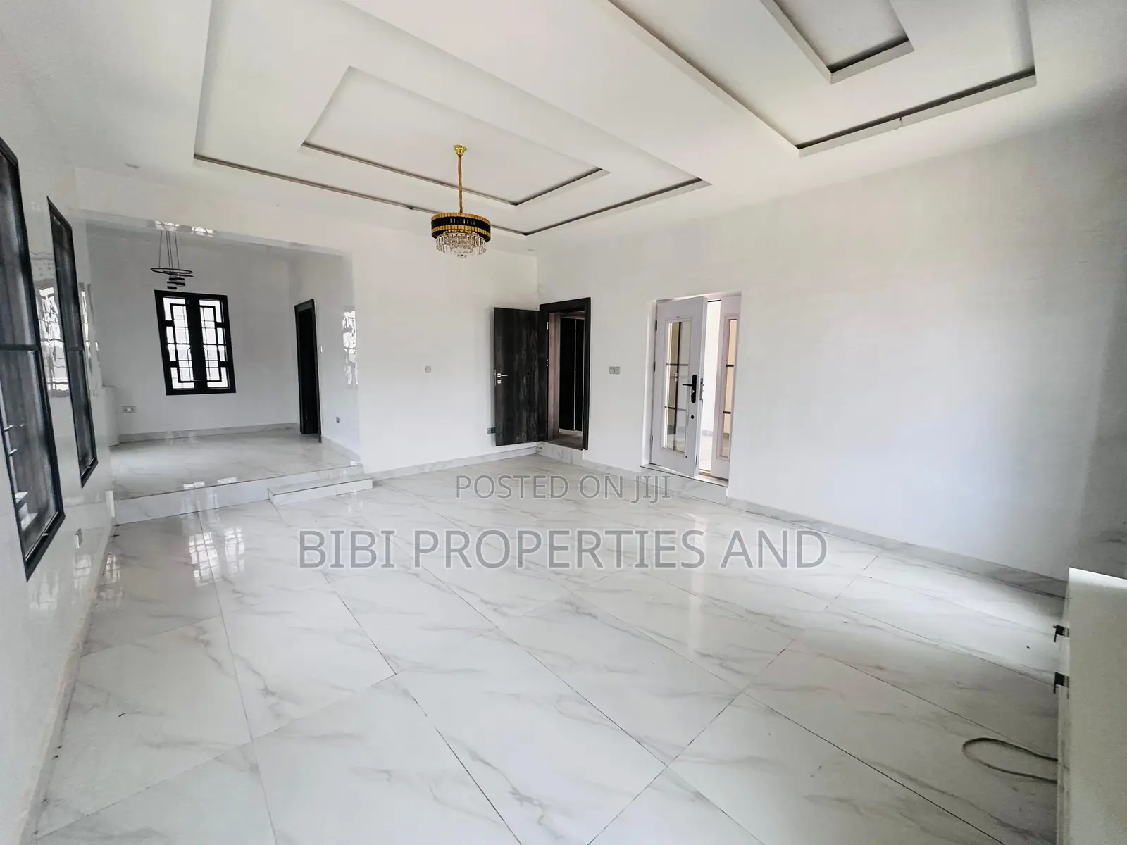 5bdrm Duplex in Life Camp for sale