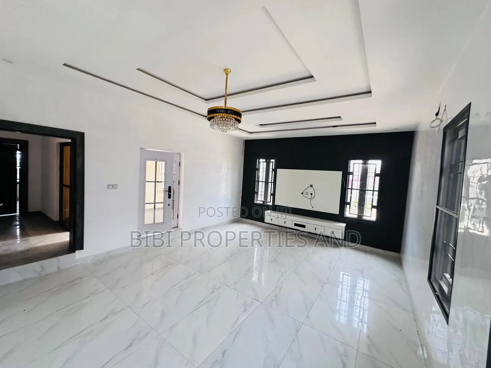 5bdrm Duplex in Life Camp for sale