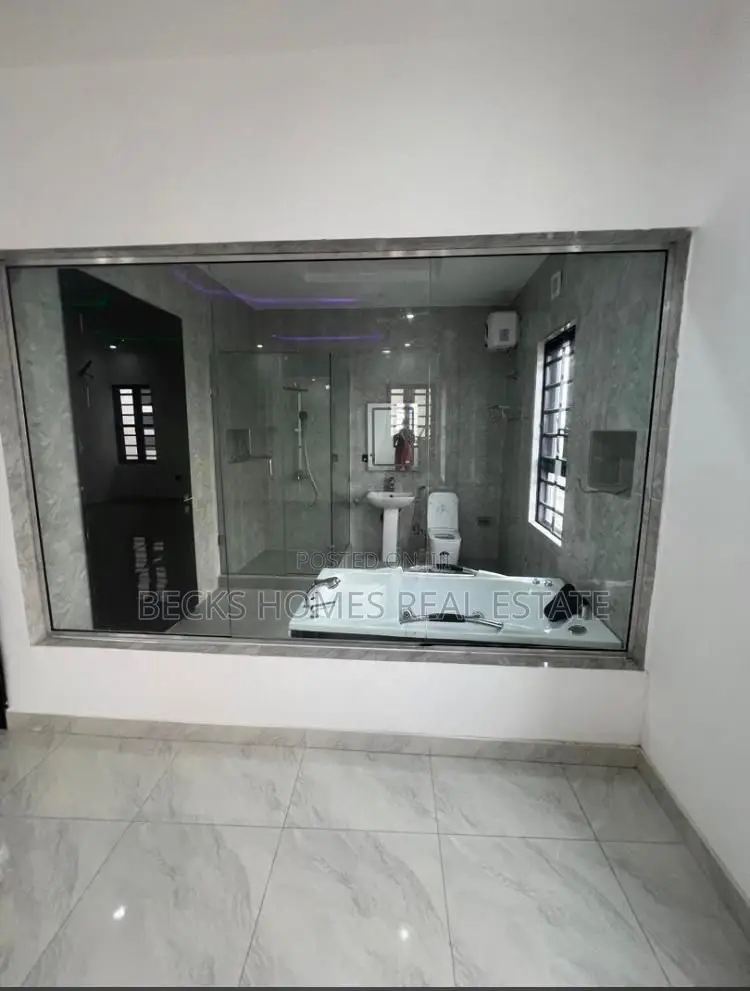Furnished 4bdrm Duplex in GRA Phase 1 for sale