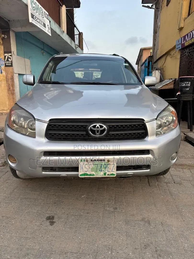 Toyota RAV4 2008 Silver