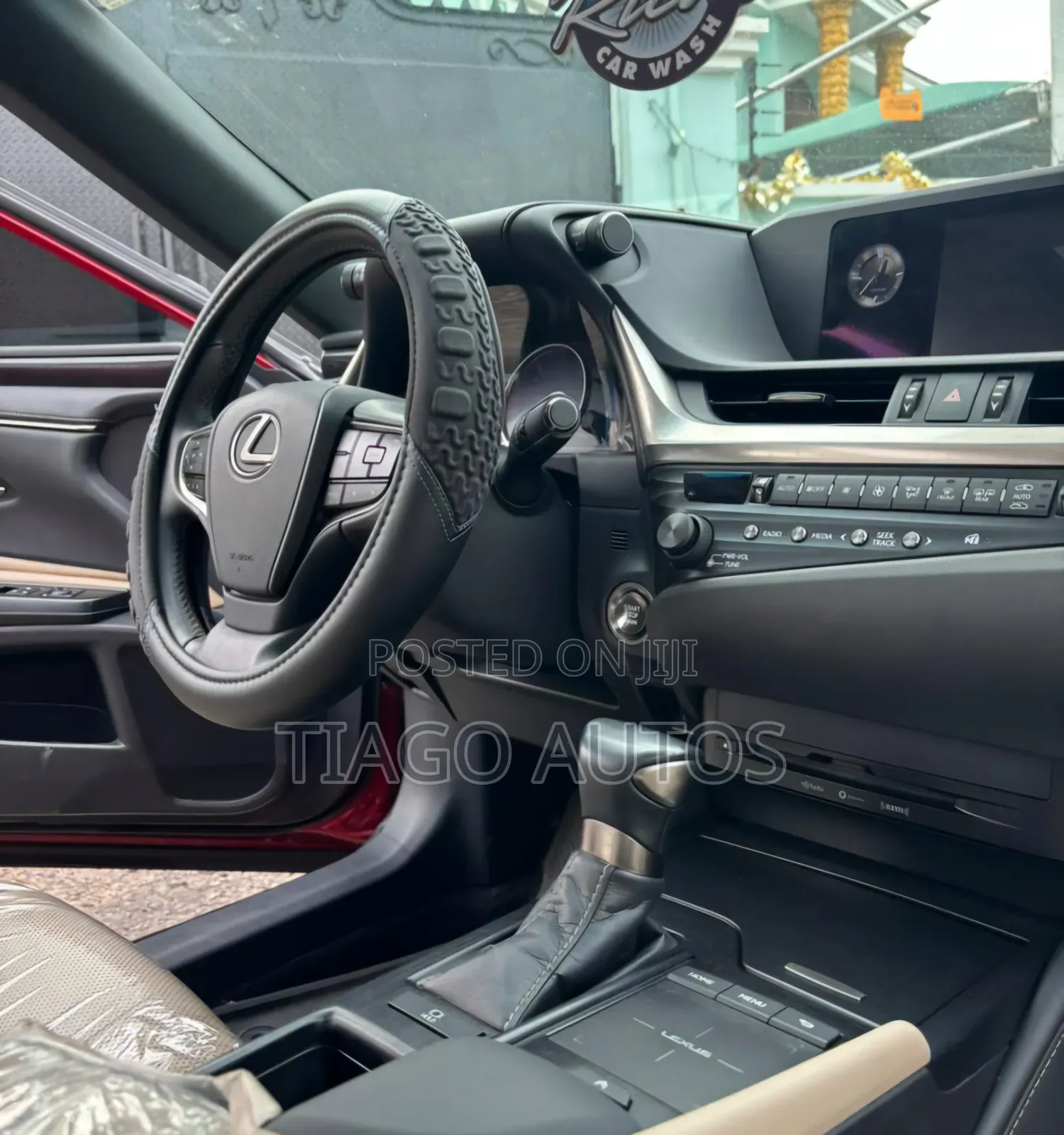 Lexus ES 350 Base 2020 Red