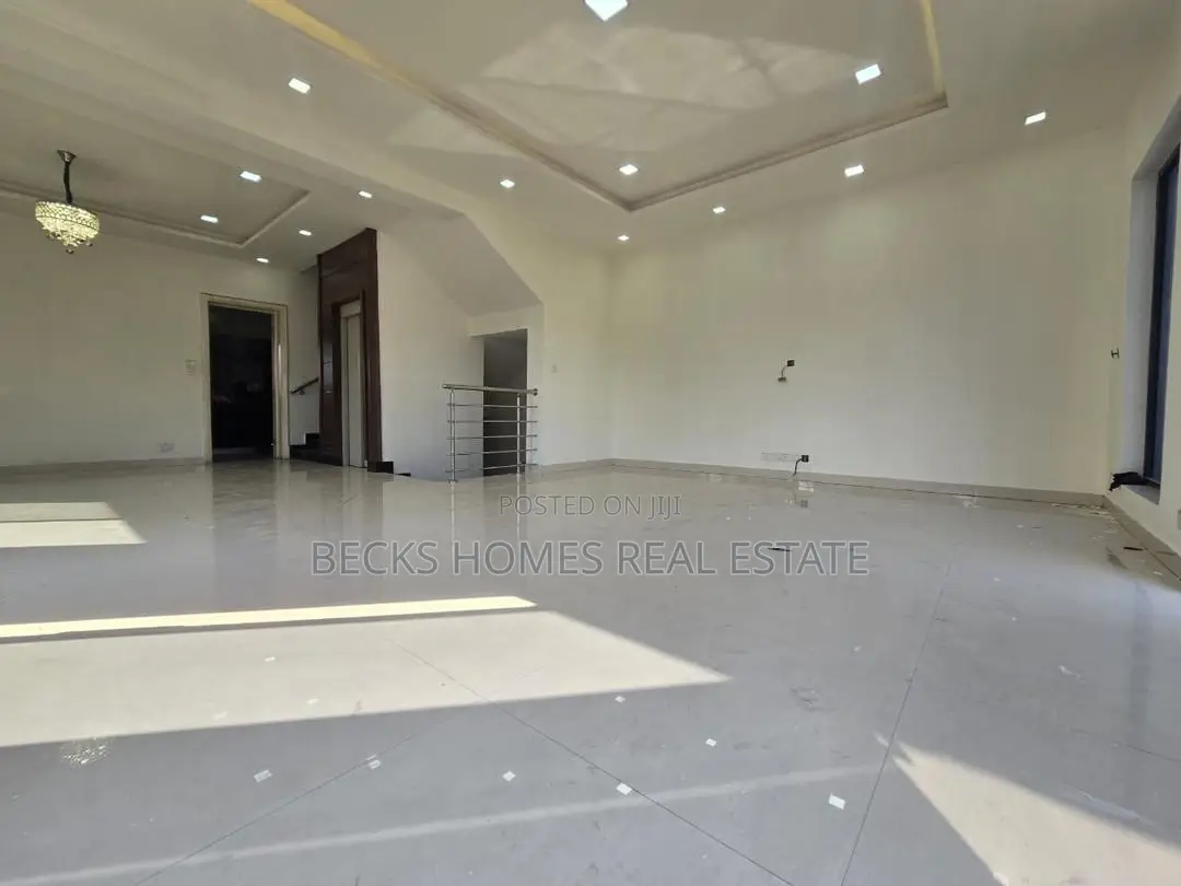 Furnished 5bdrm Duplex in Ikoyi S.W for sale