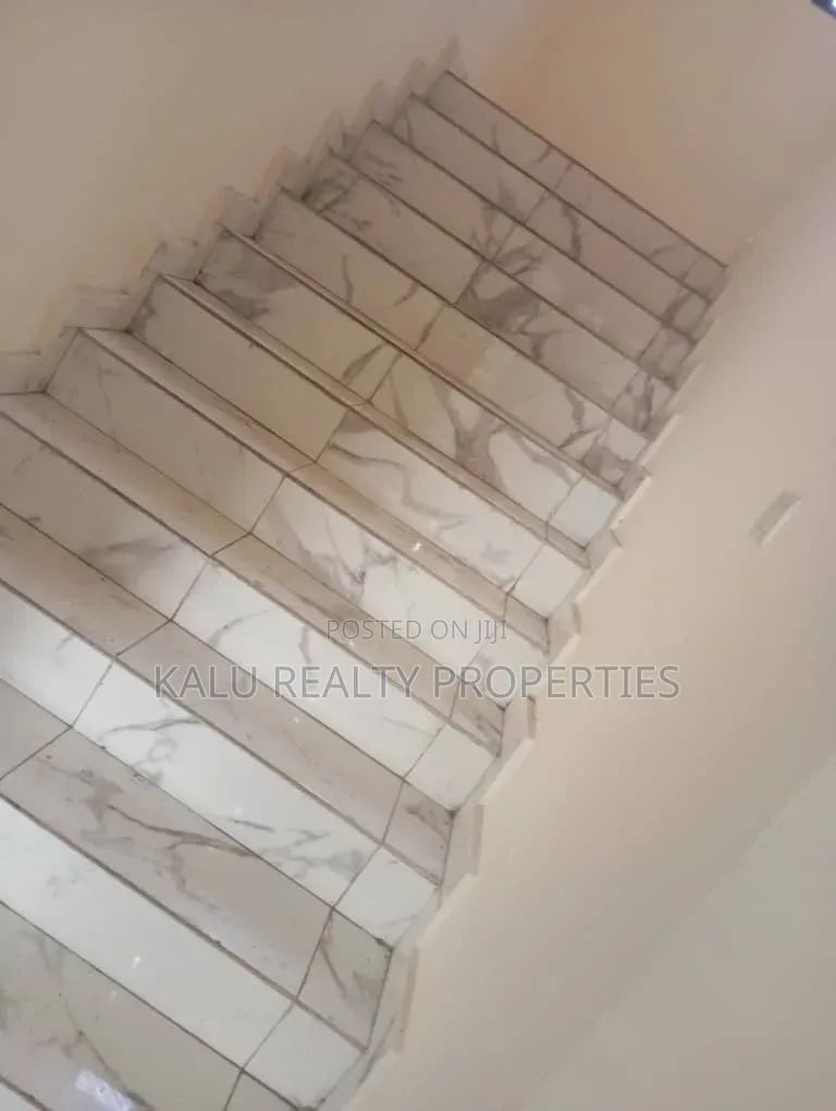 Luxurious 4 Bedroom Terrace Duplex With Bq