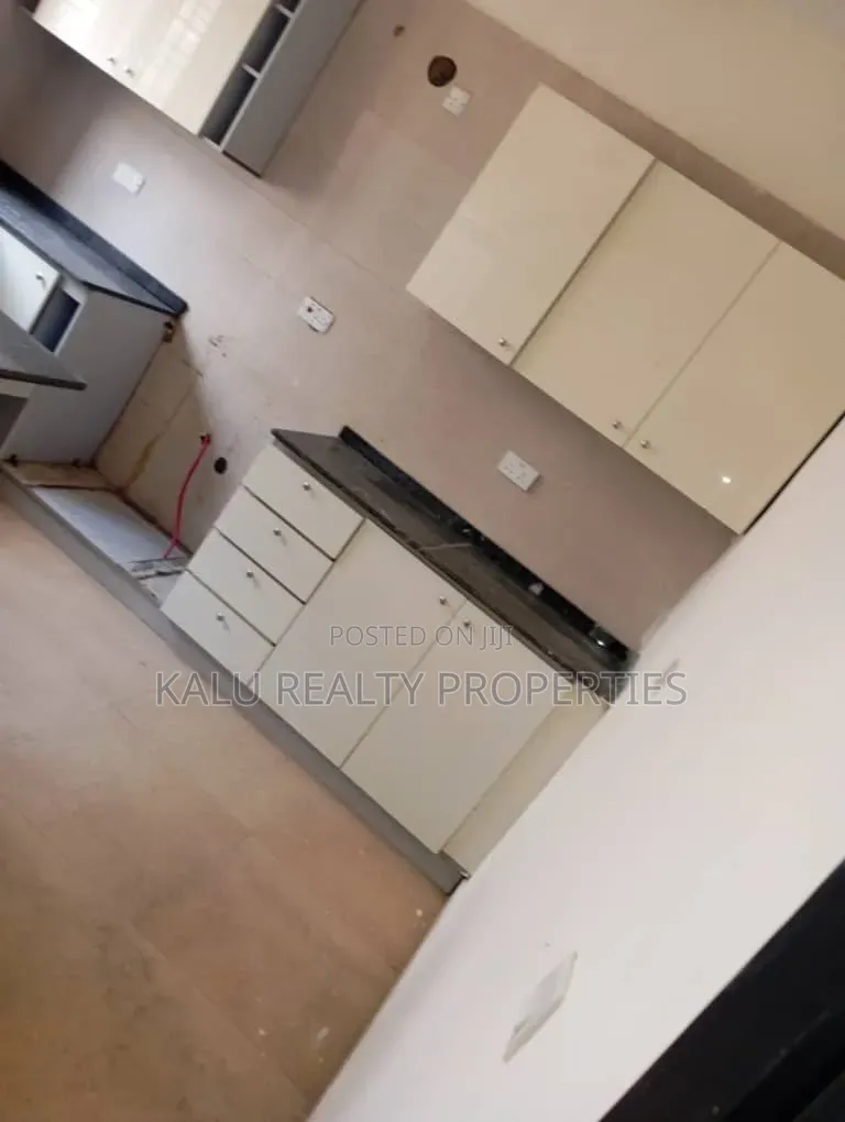 Luxurious 4 Bedroom Terrace Duplex With Bq