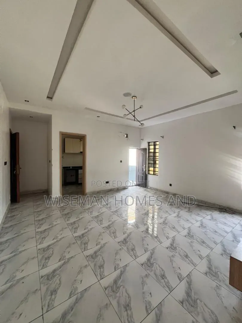 2bdrm Apartment in Ikate Lekki Eti-Osa for rent