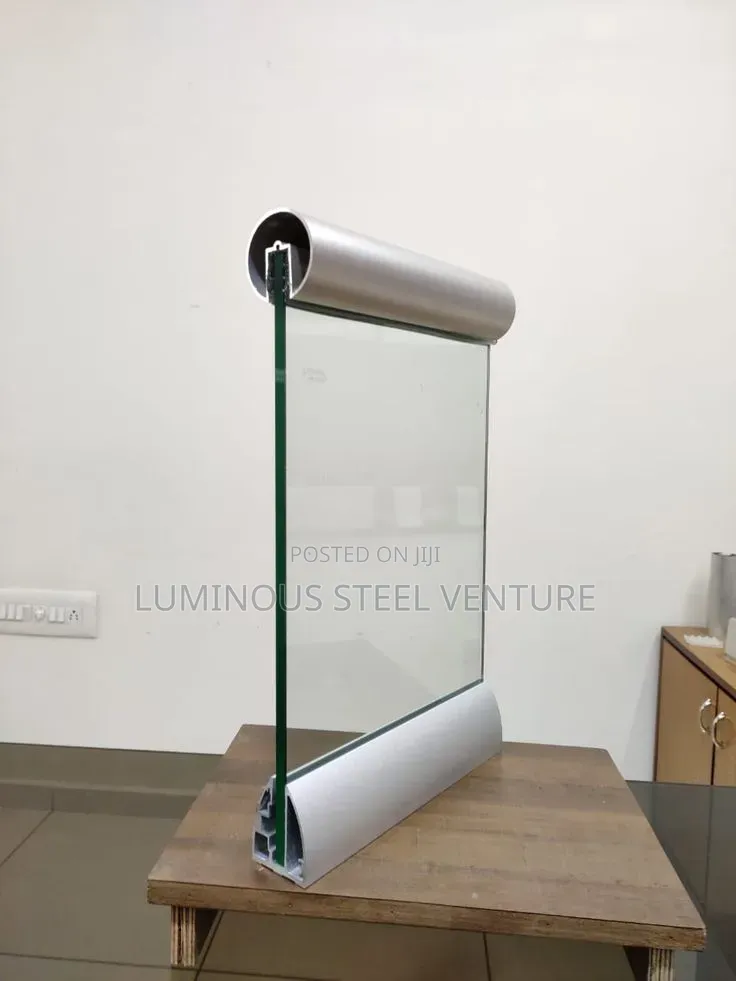 Frameless Glass Tampered Glass With Black Profile Rust Proof