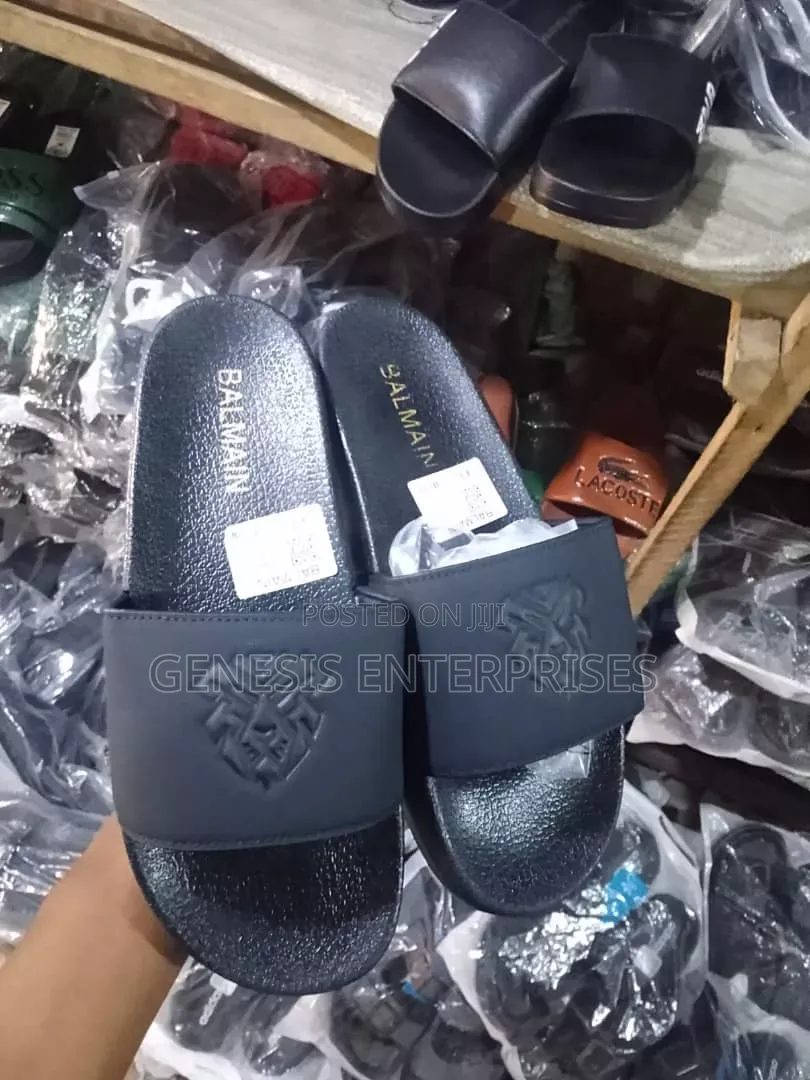 Cover Pam's Footwear Pam's