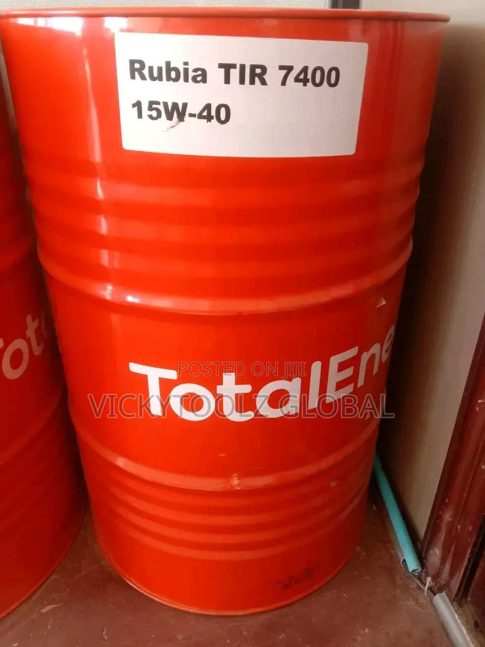 Totalenergies//Total Rubia Tir 7400 15w-40 Drum (208l)