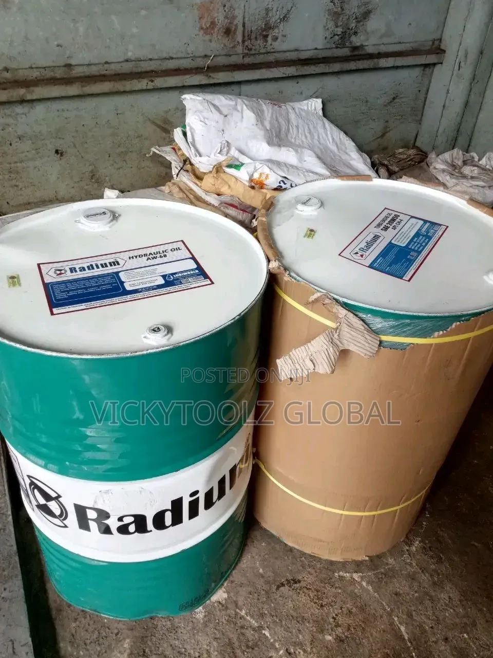 Radium Hydraulic Oil Aw-68 Drum