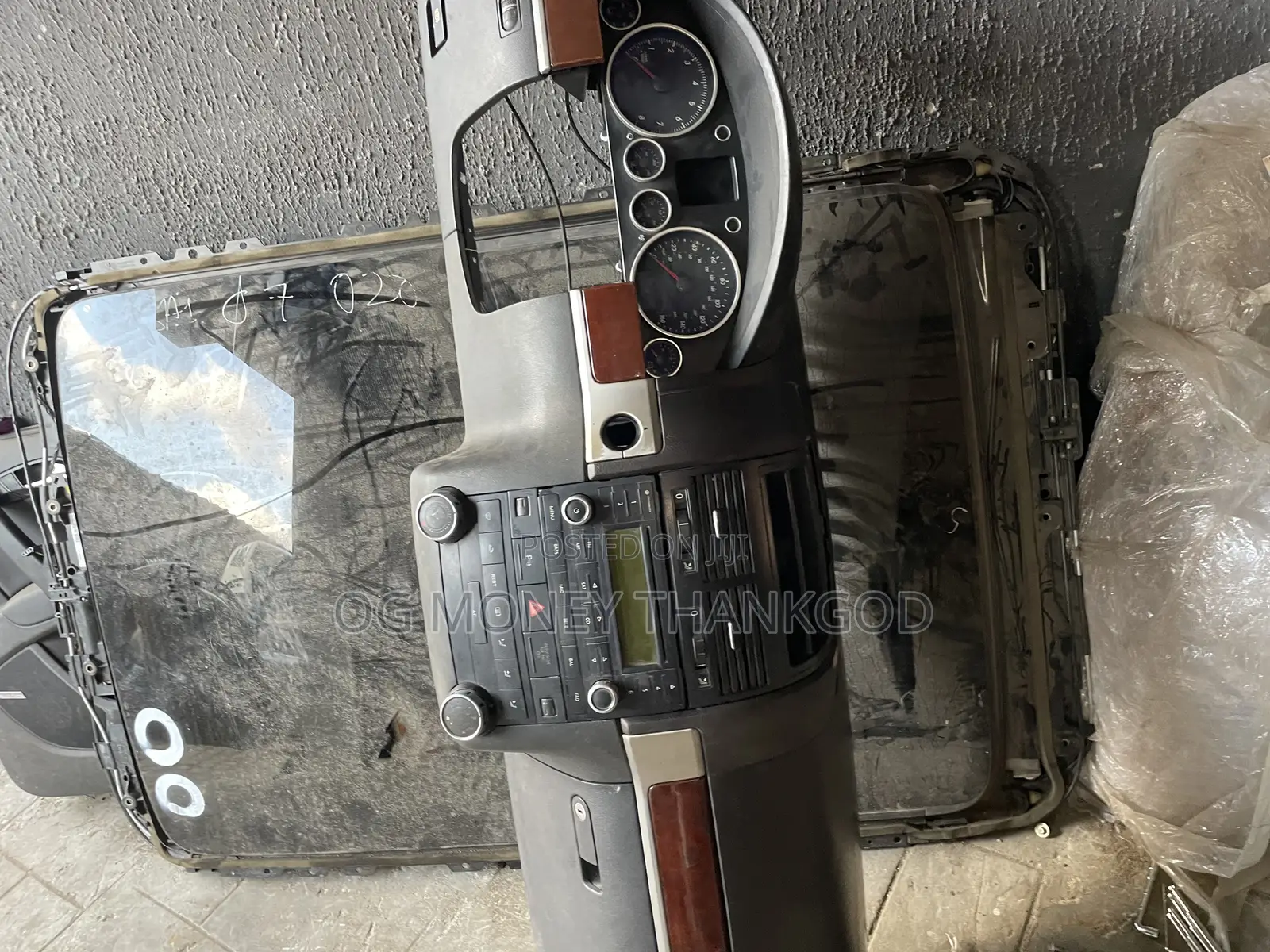 Dashboard Volkswagen Touareg 2006 2008