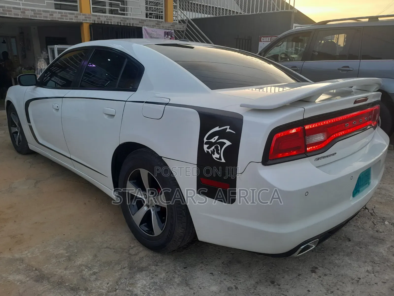 Dodge Charger 2013 White