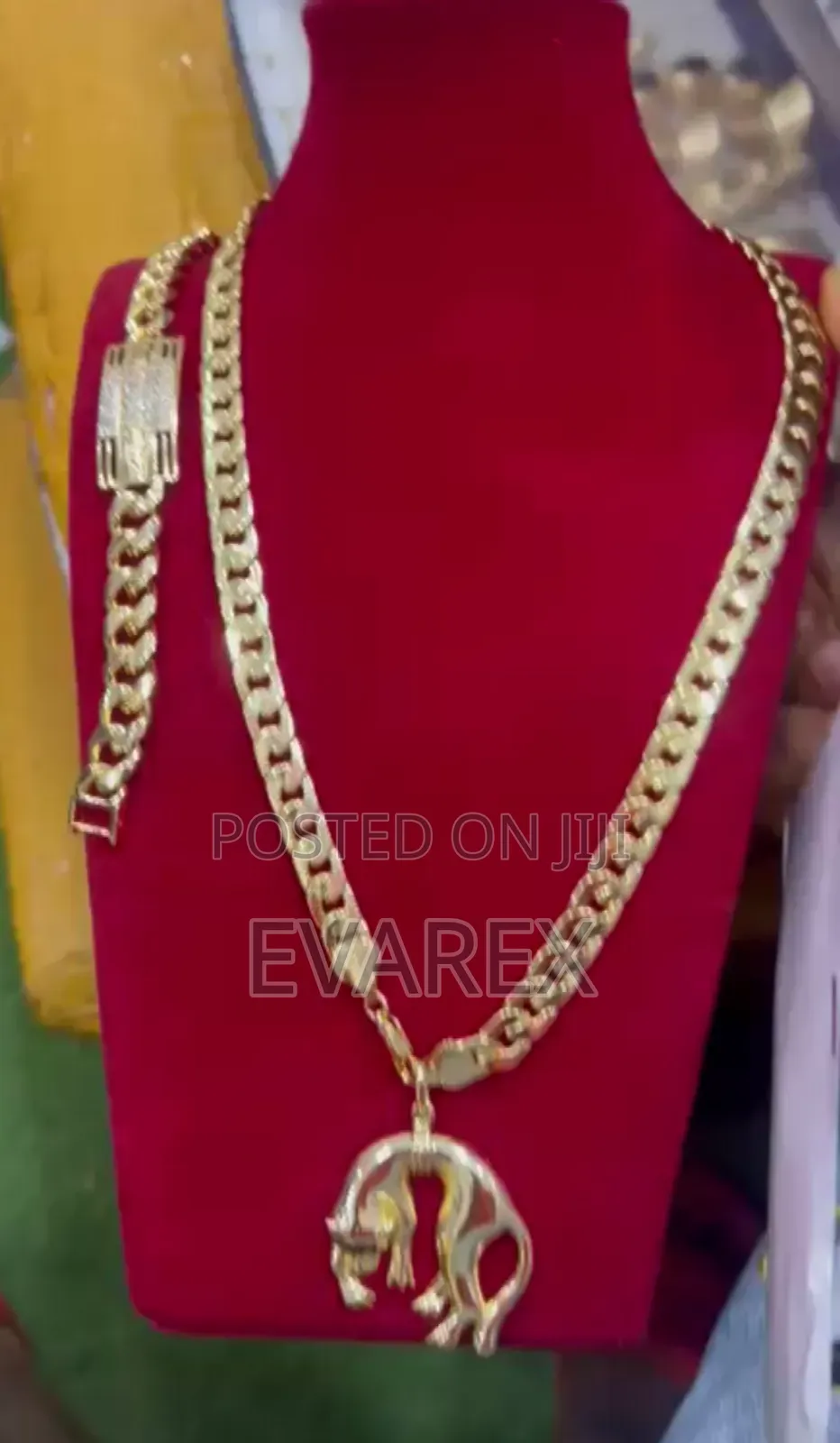 Italian Gold Men Necklace With Bracelet. Non Tarnish