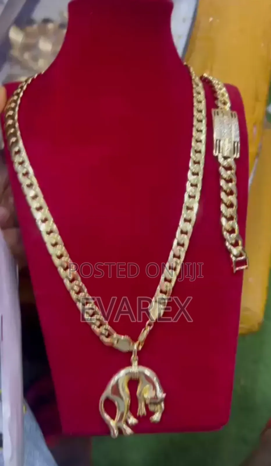 Italian Gold Men Necklace With Bracelet. Non Tarnish