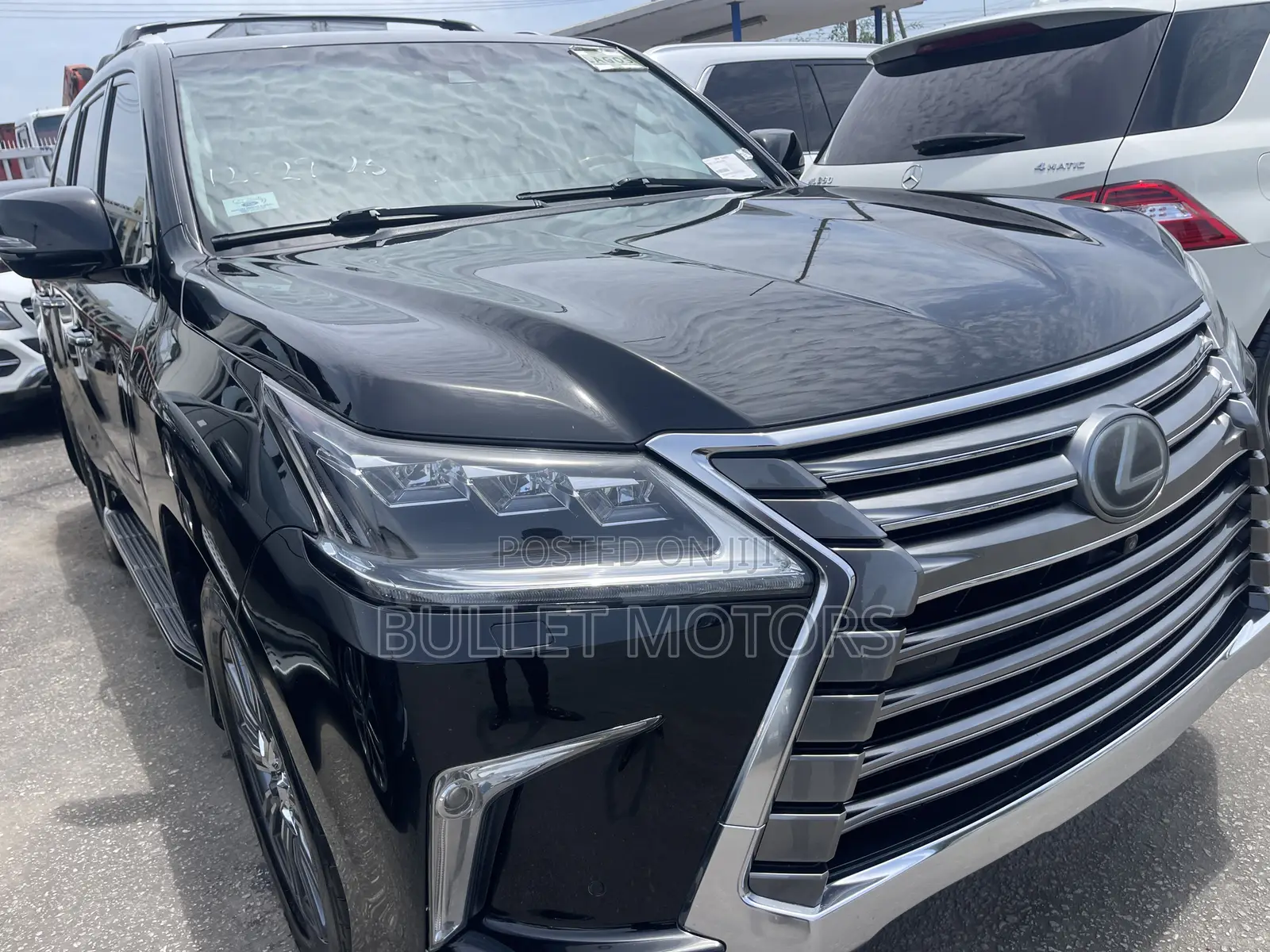 Lexus LX 570 (5 seats) AWD 2017 Black
