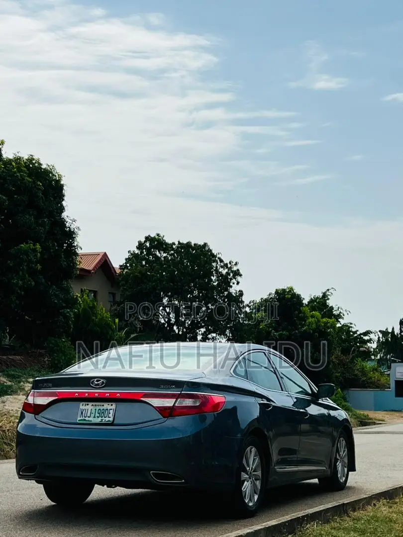 Hyundai Azera 3.3L 2013 Blue