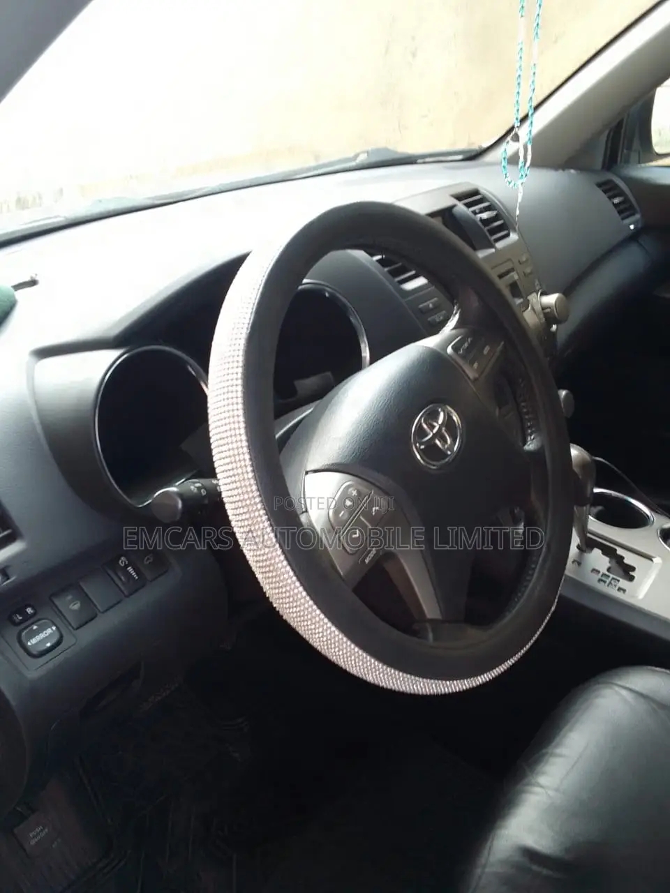 Toyota Highlander Sport 2010 White
