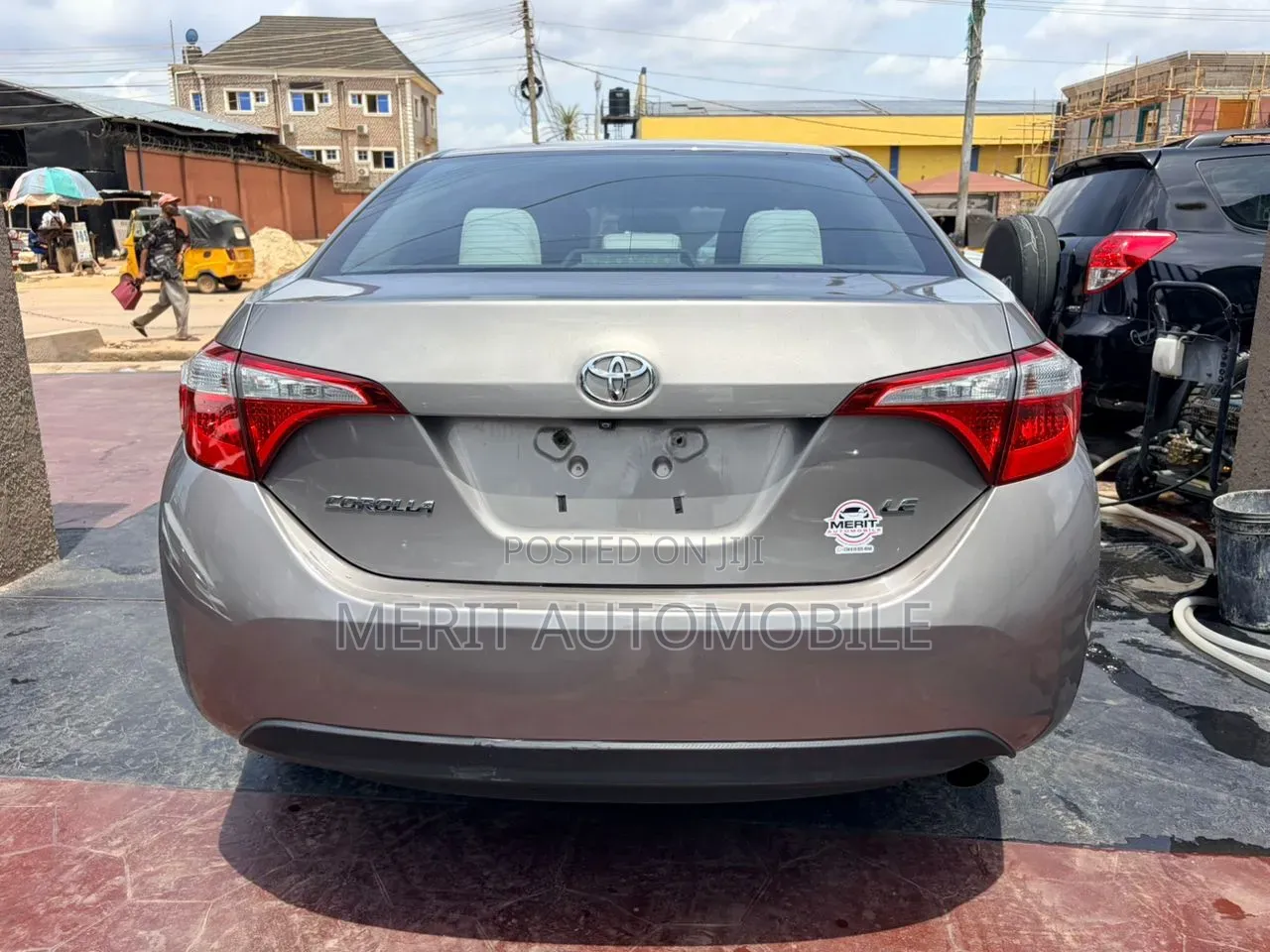 Toyota Corolla LE Premium 4dr Sedan (1.8L 4cyl CVT) 2016 Brown